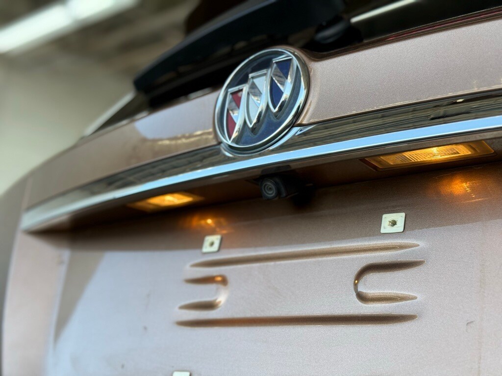 Vehicle image 16 of 47