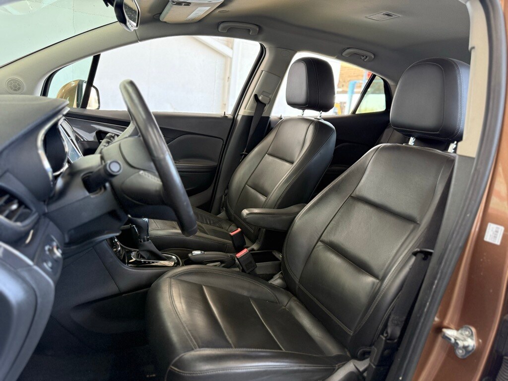 Vehicle image 20 of 47