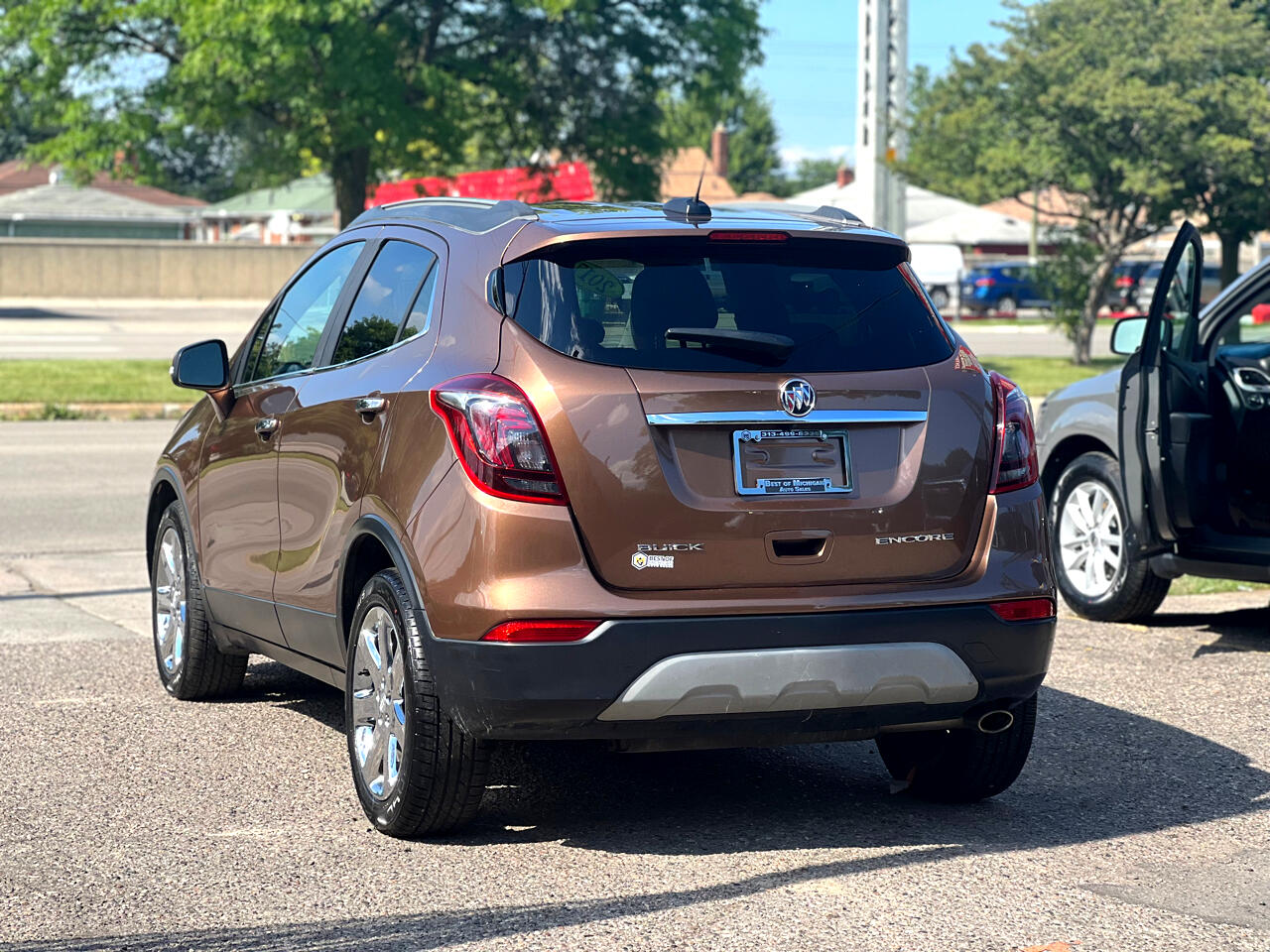 Vehicle image 8 of 26