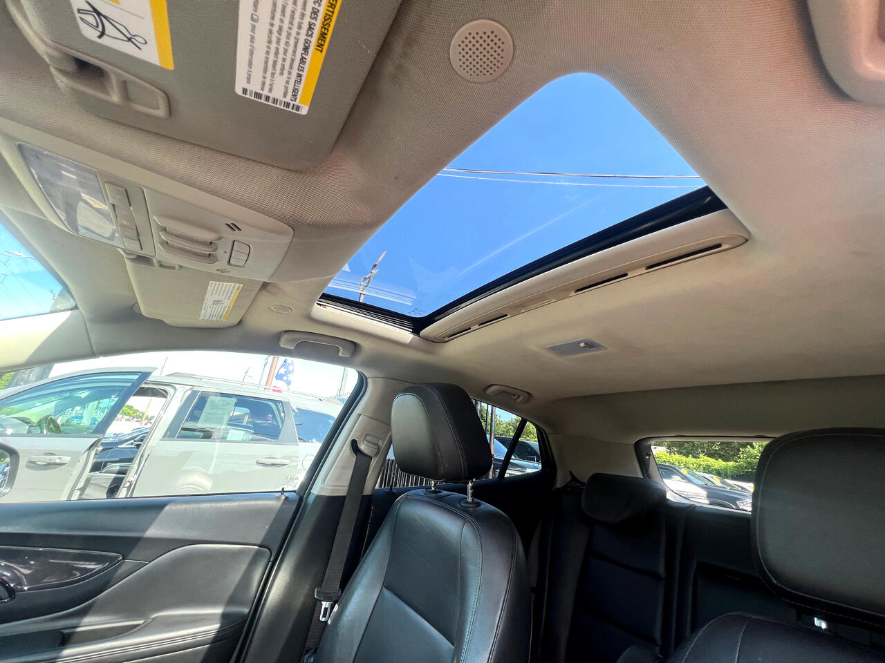 Vehicle image 13 of 26