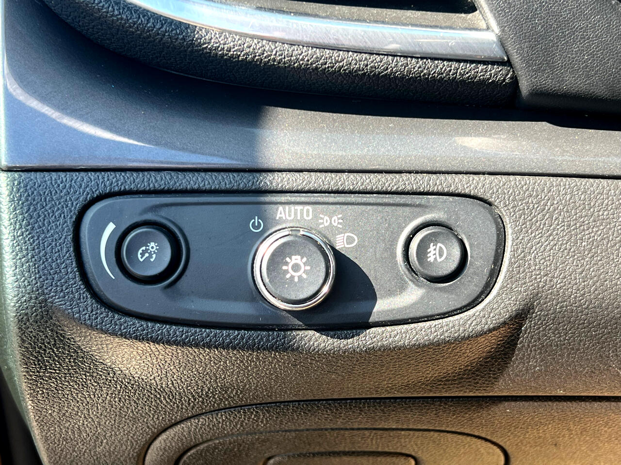 Vehicle image 22 of 26