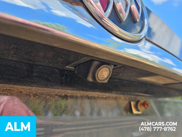 Vehicle image 12 of 29