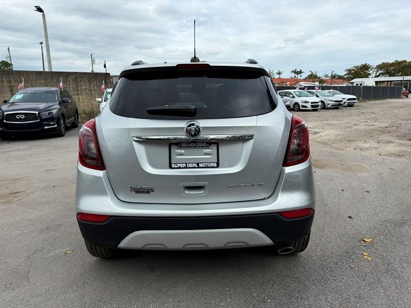 Vehicle image 7 of 33
