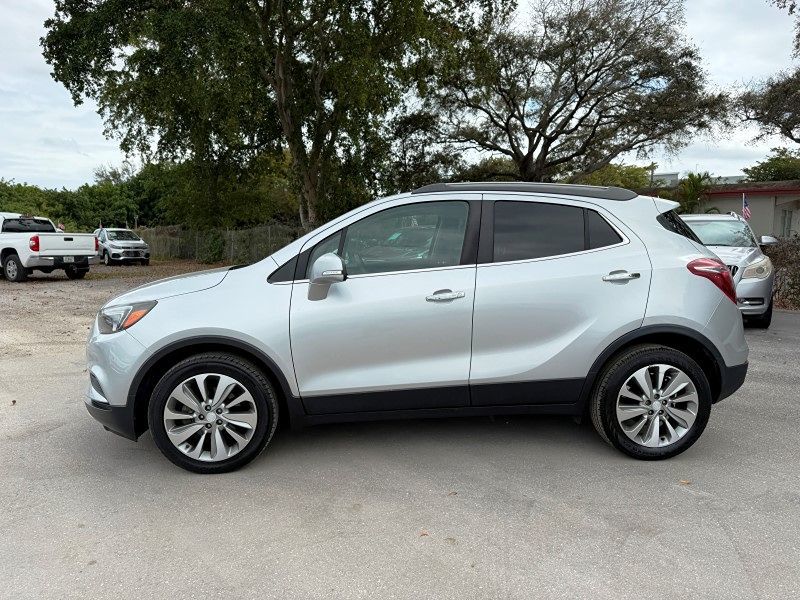 Vehicle image 9 of 33