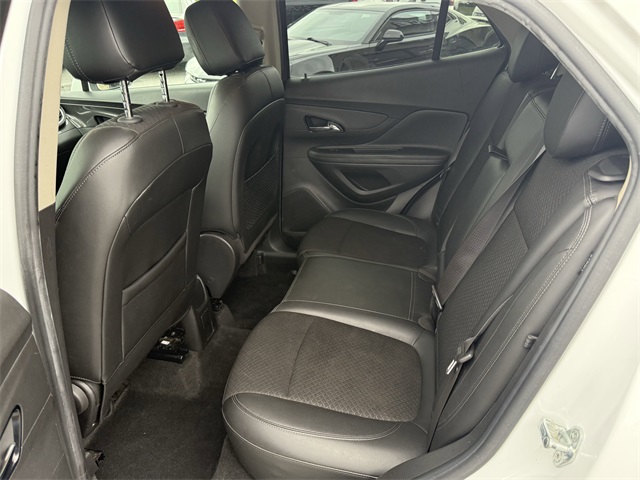 Vehicle image 13 of 26