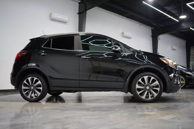 Vehicle image 7 of 46