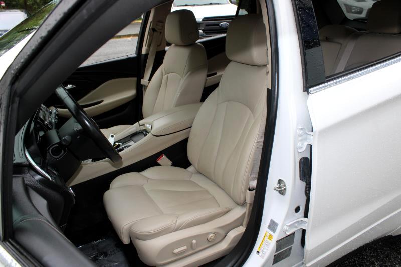 Vehicle image 11 of 29