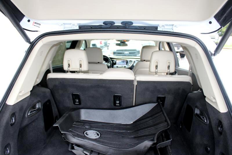 Vehicle image 18 of 29