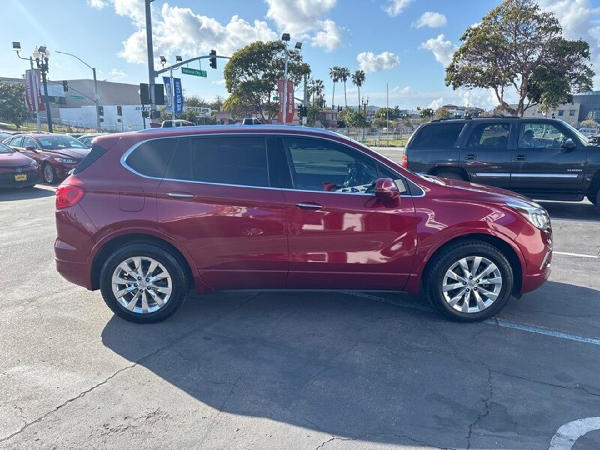 Vehicle image 3 of 14