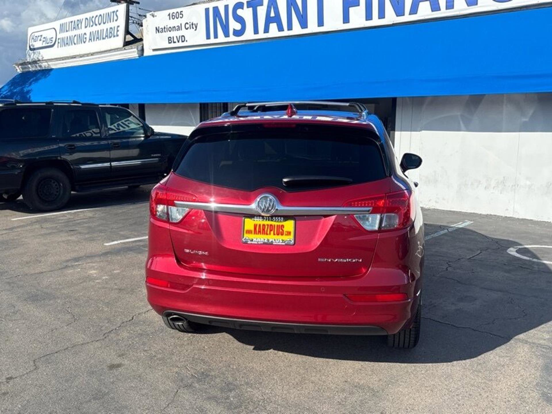 Vehicle image 5 of 14