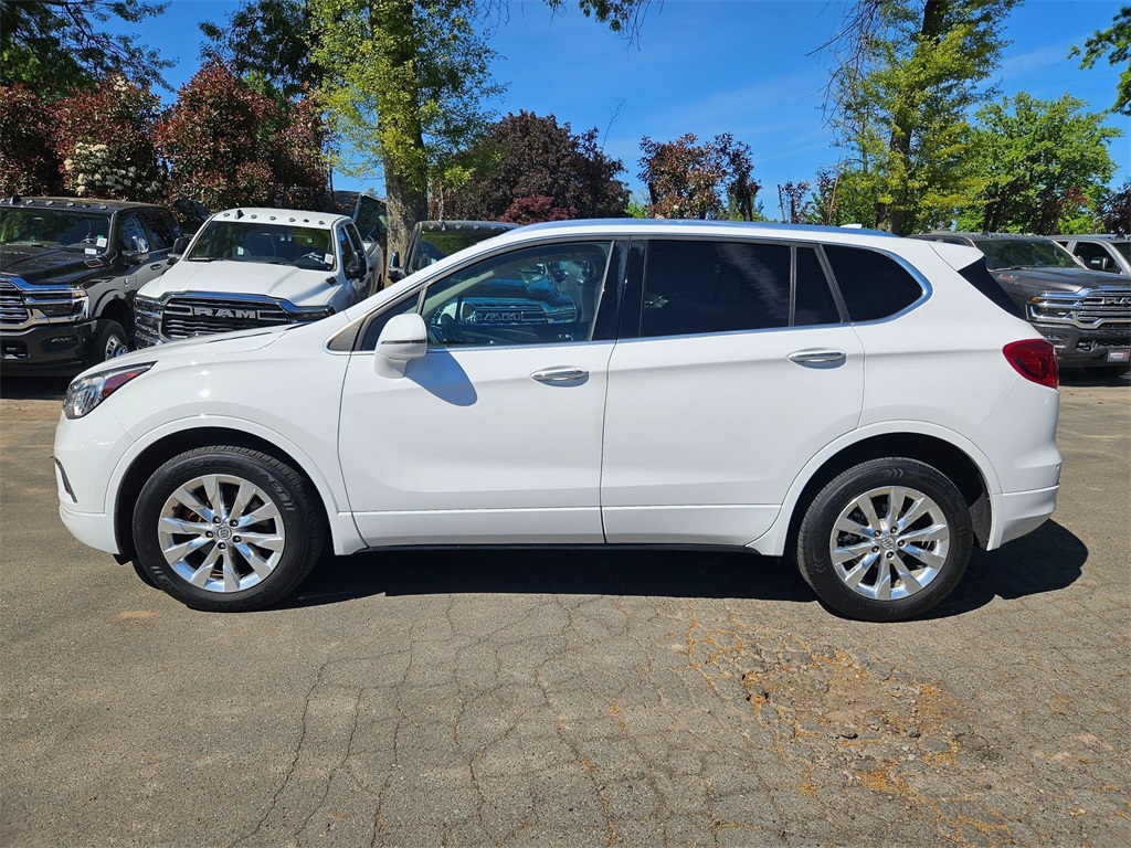 Vehicle image 8 of 33