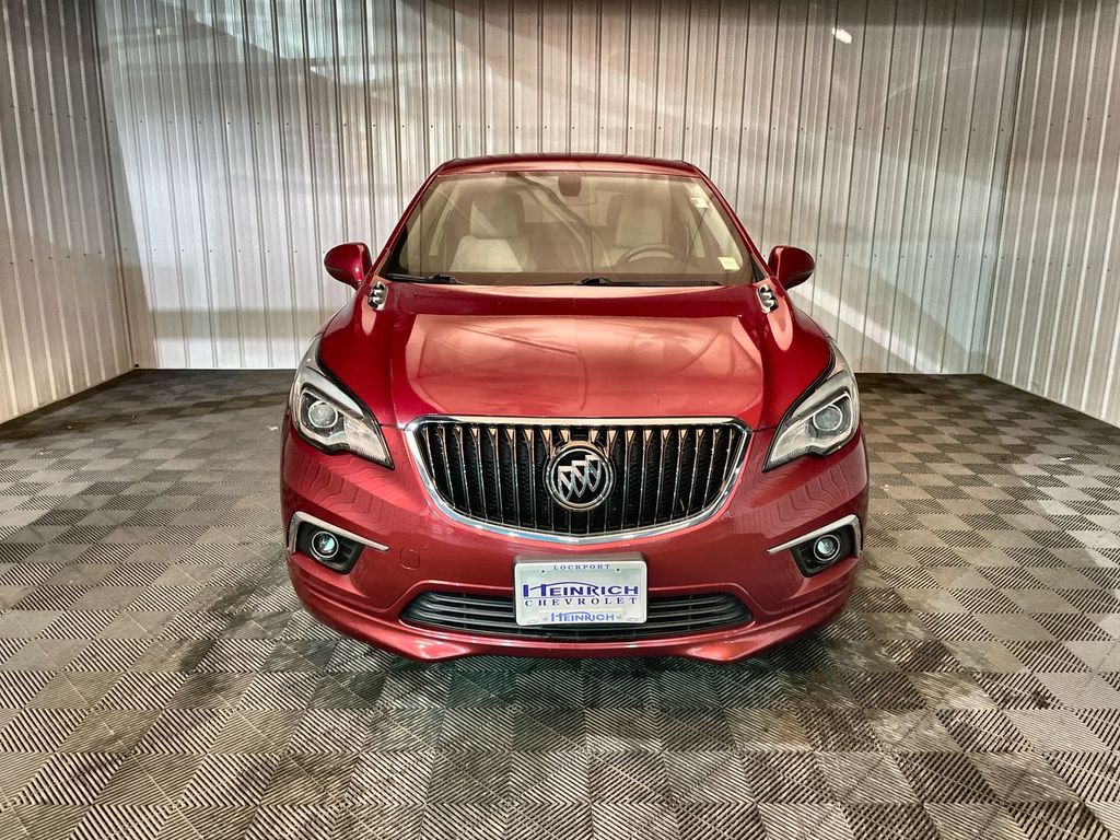 2017 Buick Envision Preferred Image 3 of 34