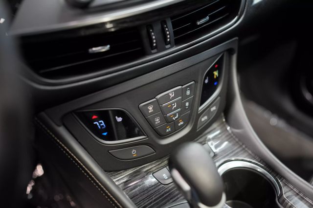 Vehicle image 51 of 78