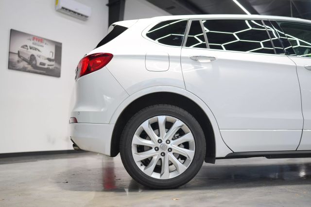 Vehicle image 15 of 78