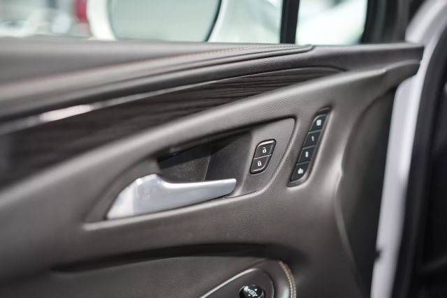 Vehicle image 56 of 78