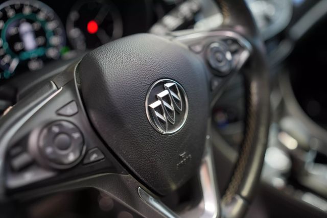 Vehicle image 47 of 78