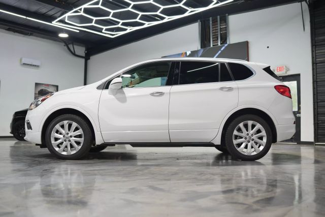 Vehicle image 19 of 78