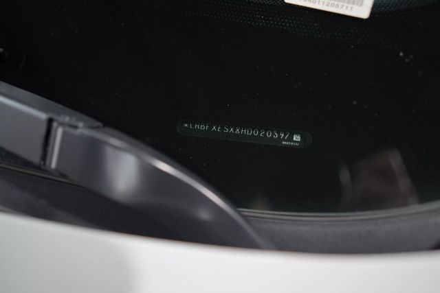 Vehicle image 77 of 78
