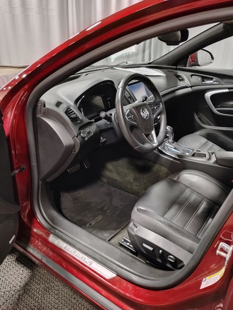 Vehicle image 9 of 40