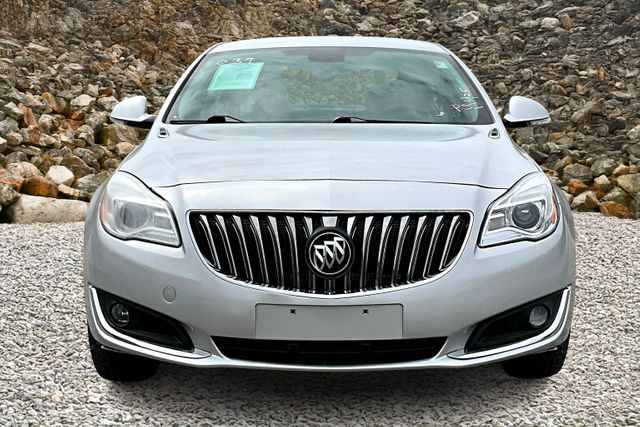 Vehicle image 2 of 32