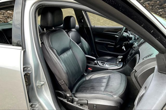 Vehicle image 9 of 32
