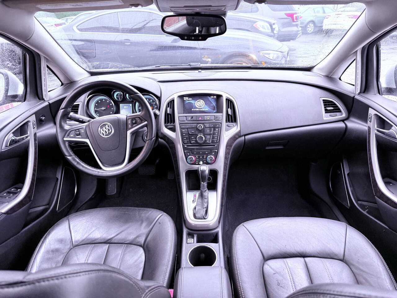 Vehicle image 20 of 25