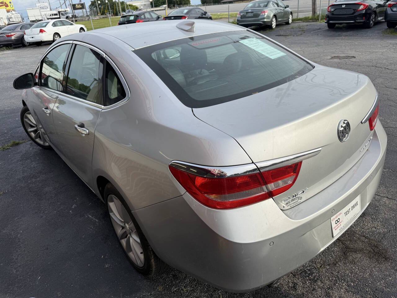 Vehicle image 8 of 25