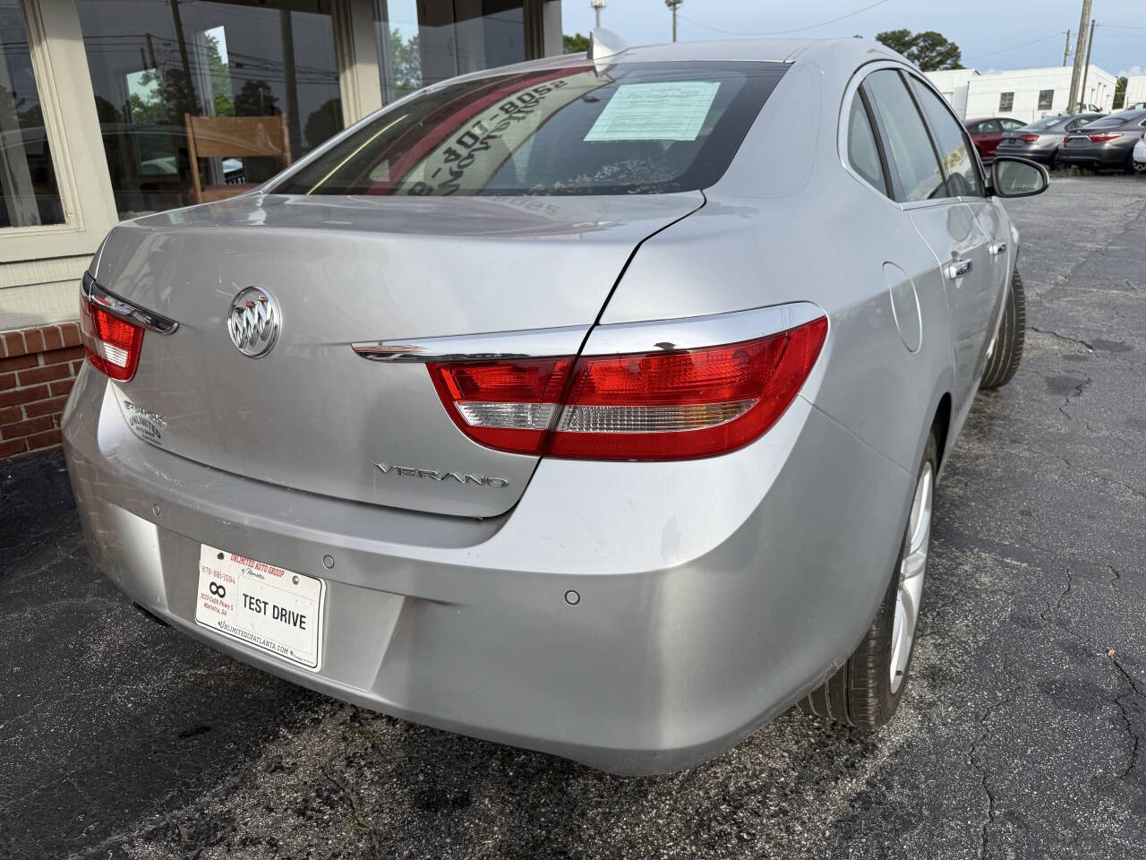 Vehicle image 12 of 25