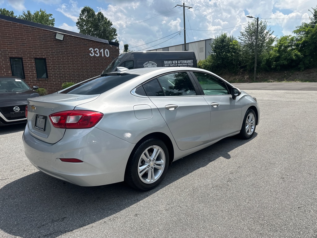 Vehicle image 6 of 38