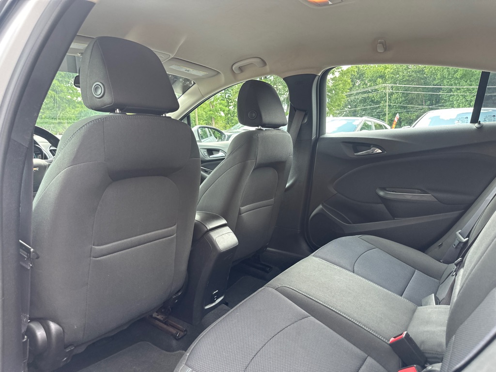 Vehicle image 18 of 38