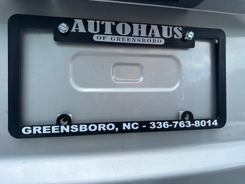 Vehicle image 29 of 38