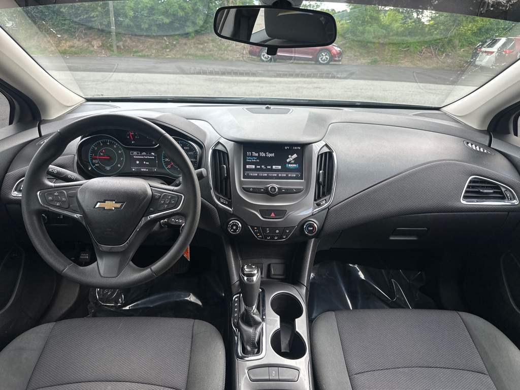 Vehicle image 23 of 38