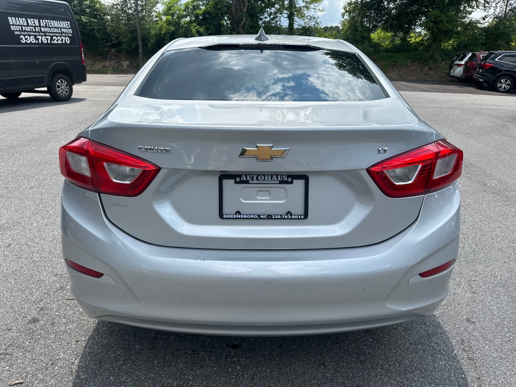 Vehicle image 7 of 38