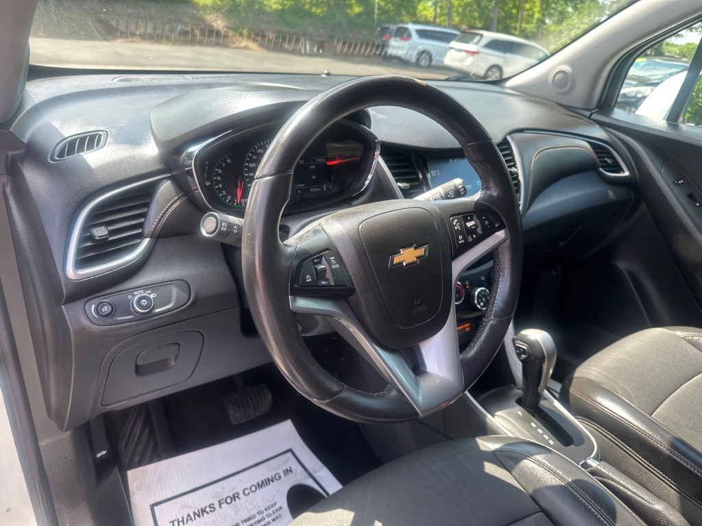Vehicle image 12 of 38