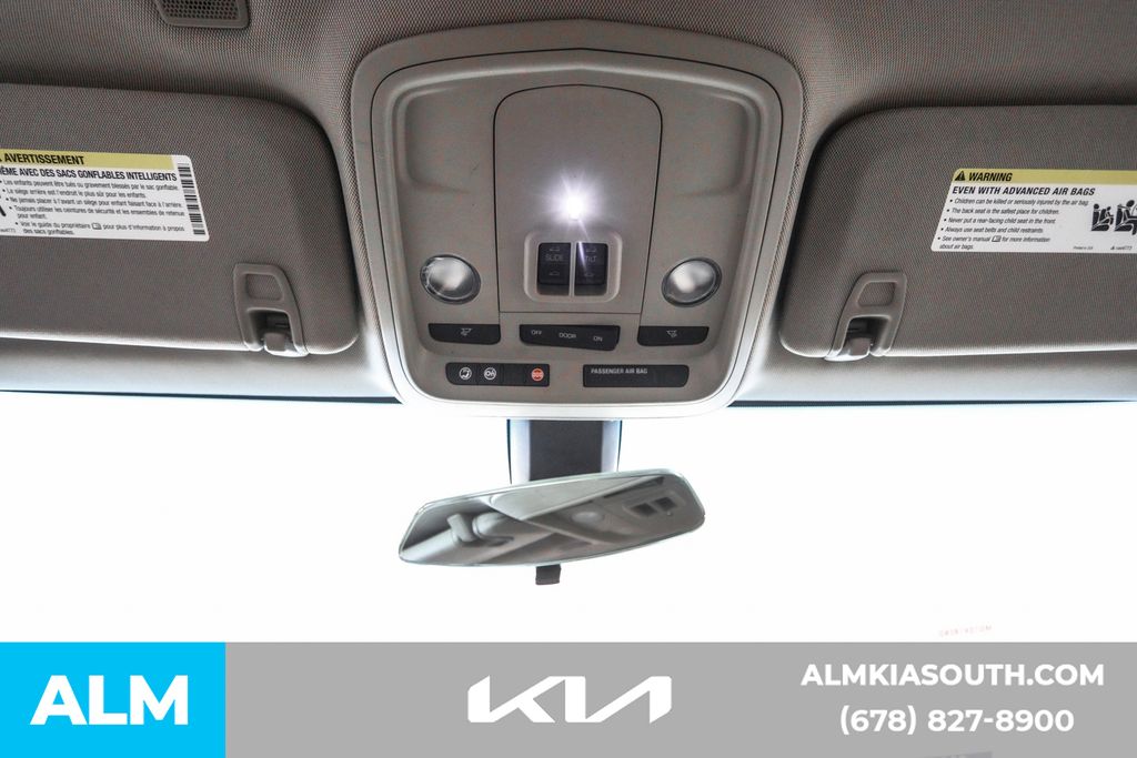 Vehicle image 51 of 89