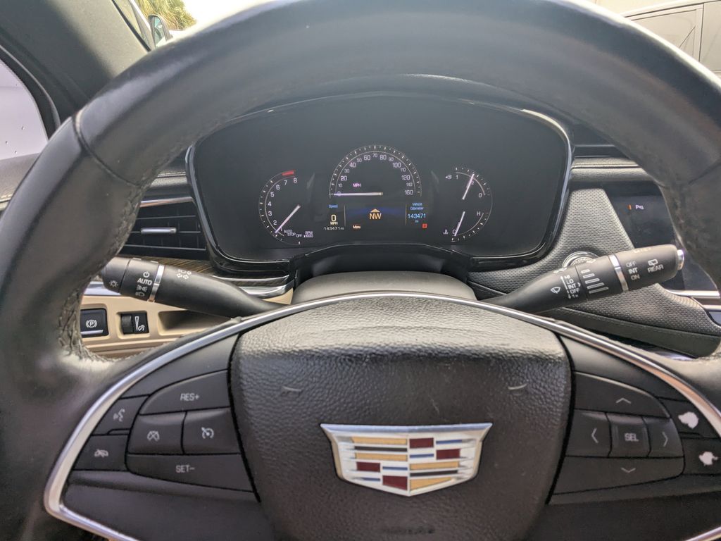 2017 Cadillac XT5 Base Image 24 of 26