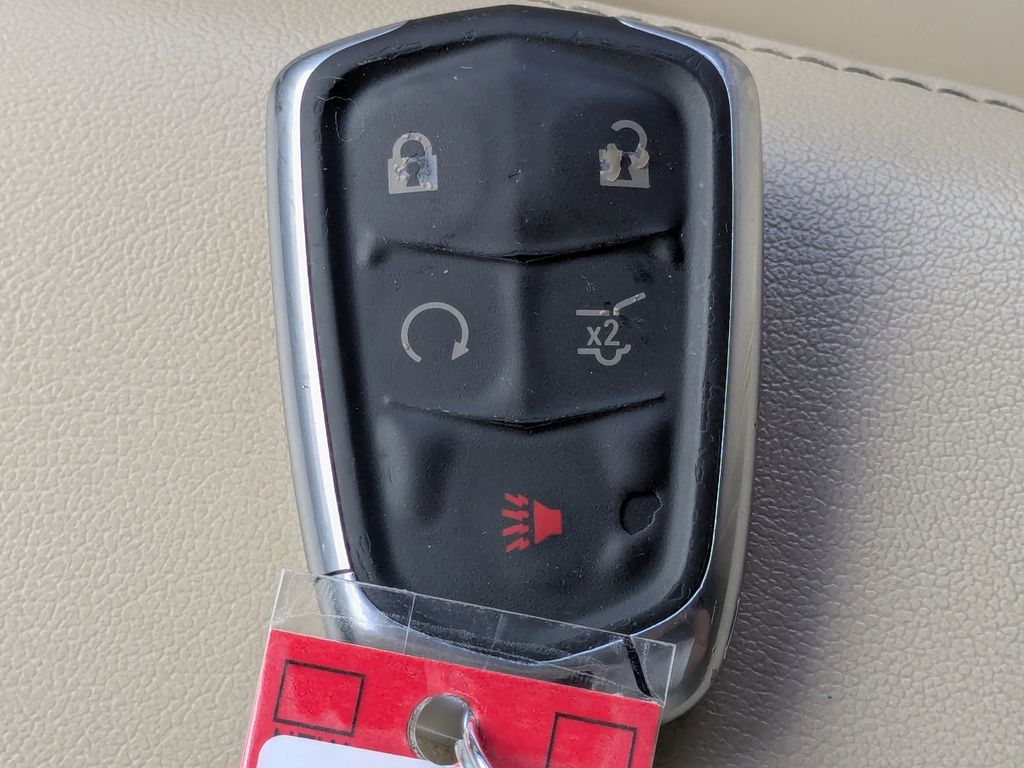 2017 Cadillac XT5 Base Image 20 of 26