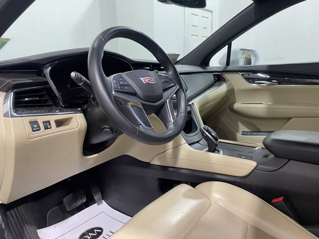Vehicle image 15 of 27