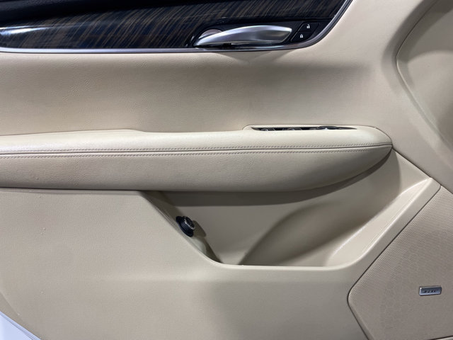 Vehicle image 13 of 27