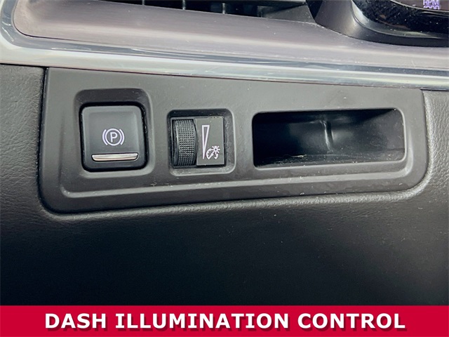 Vehicle image 18 of 37