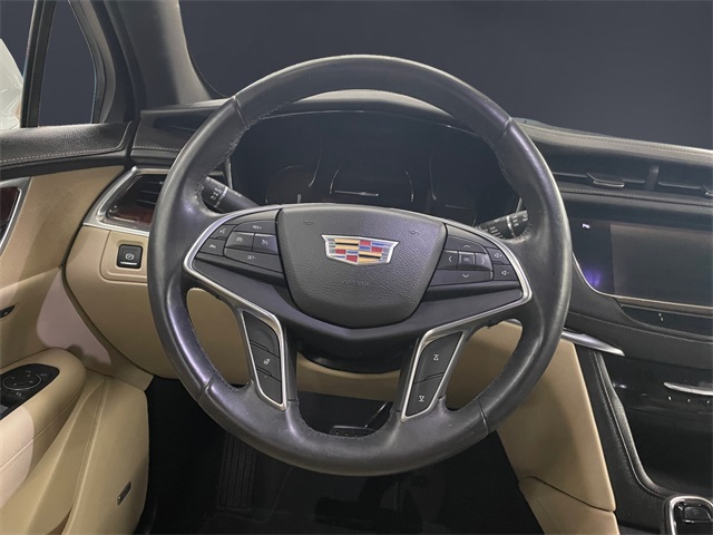 Vehicle image 12 of 24