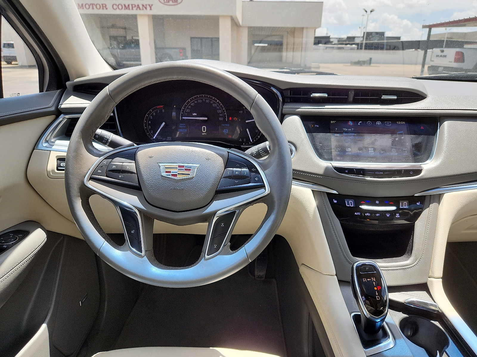 Vehicle image 9 of 16