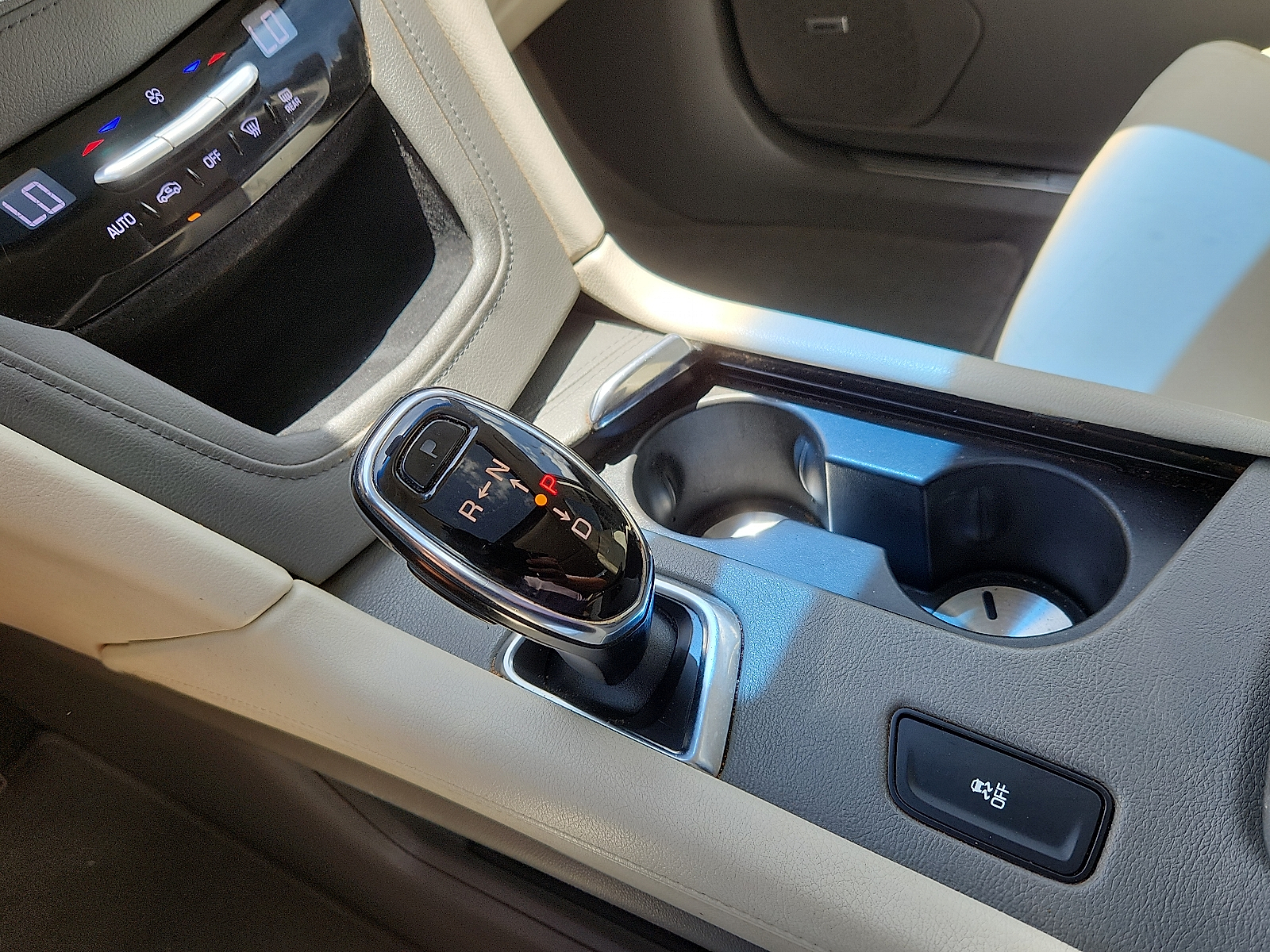 Vehicle image 12 of 16