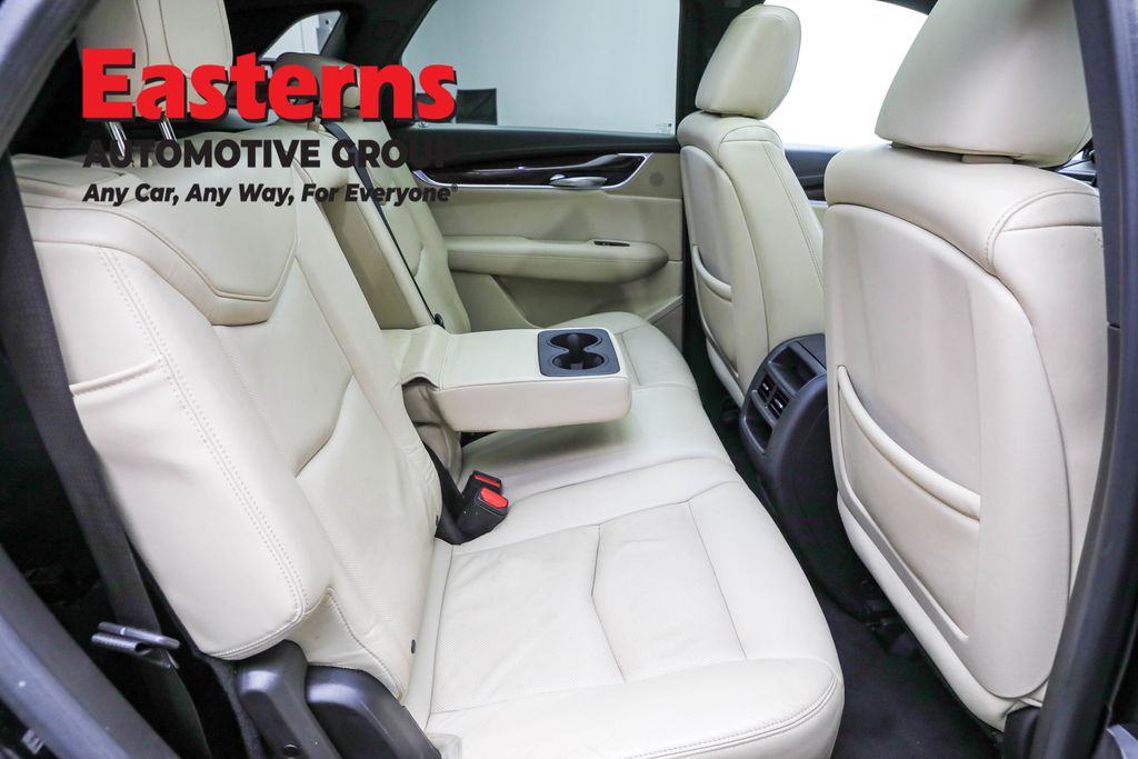 2017 Cadillac XT5 Luxury Image 44 of 65