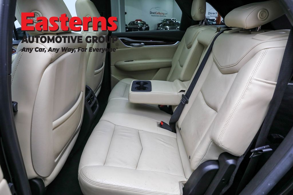 2017 Cadillac XT5 Luxury Image 45 of 65