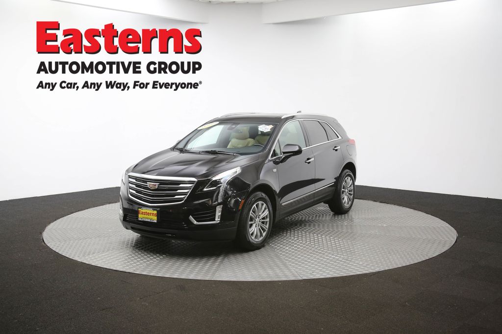 2017 Cadillac XT5 Luxury Image 6 of 65