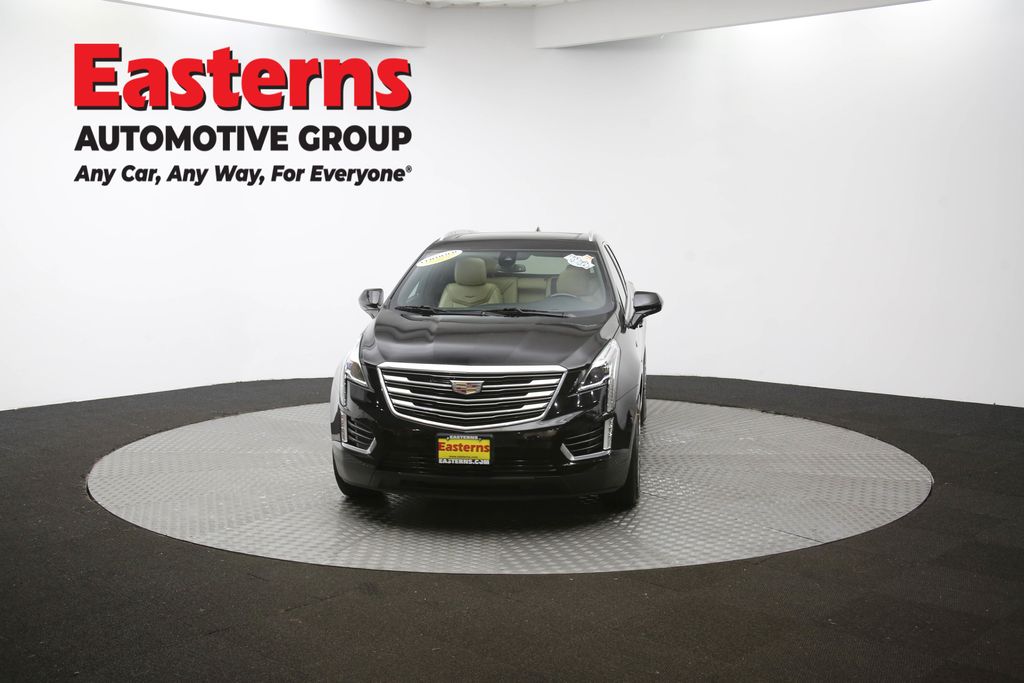 2017 Cadillac XT5 Luxury Image 8 of 65