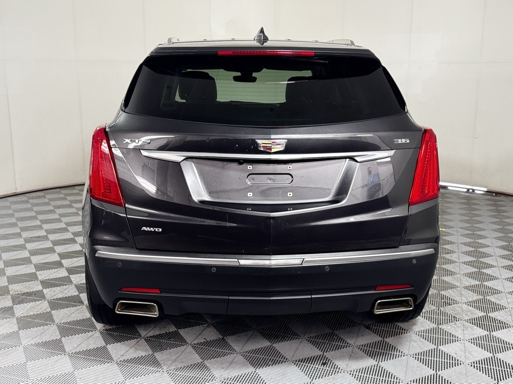 Vehicle image 5 of 25