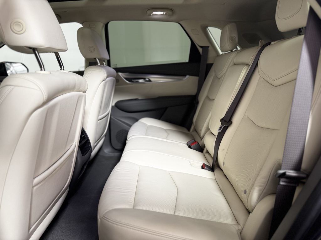 Vehicle image 25 of 25