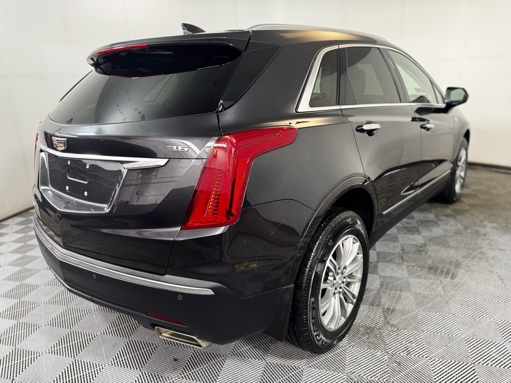 Vehicle image 4 of 25